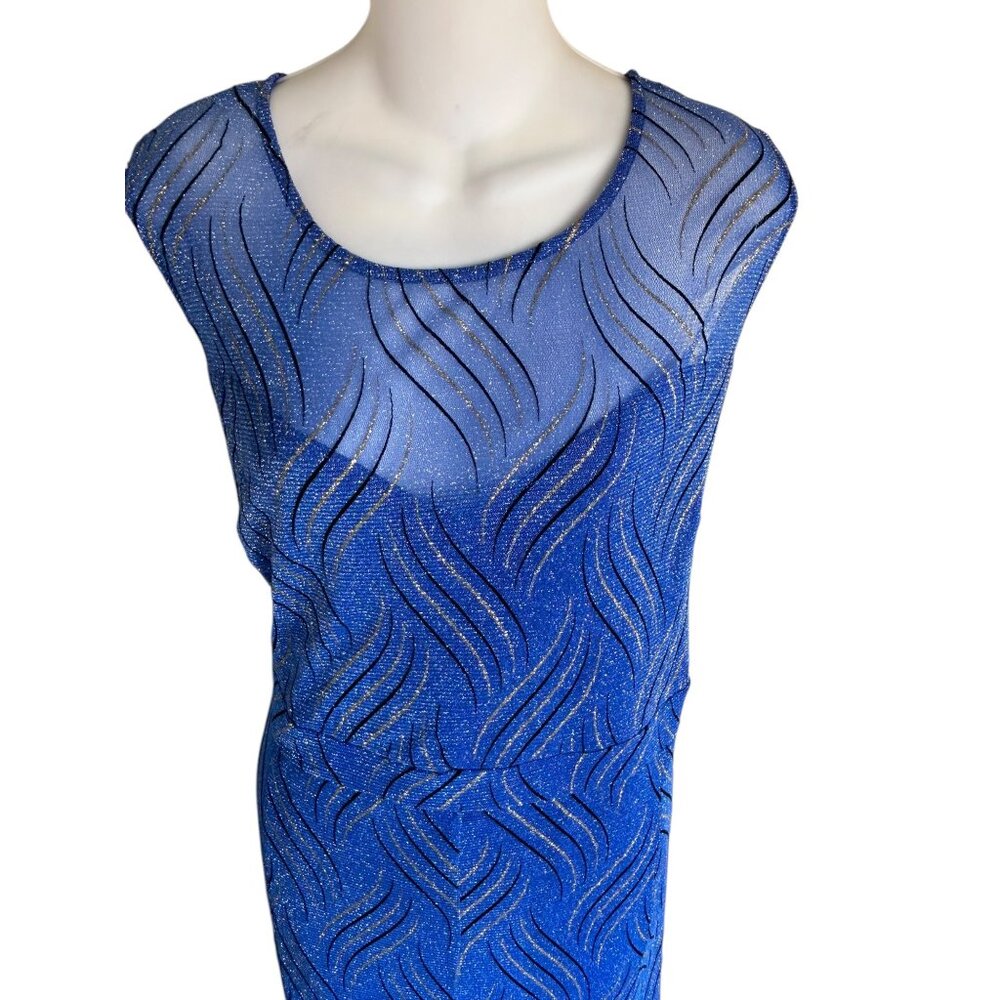 Elegant Blue Sleeveless Evening Gown With Shimmering Detail & Sheer Neckline - Picture 3 of 8